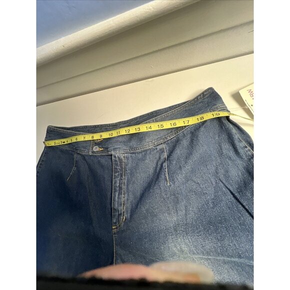 Liz Claiborne Classic Fit‎ Straight Slim Jeans Women's Blue EIMU6184 Sz 18W NWT - Picture 8 of 11